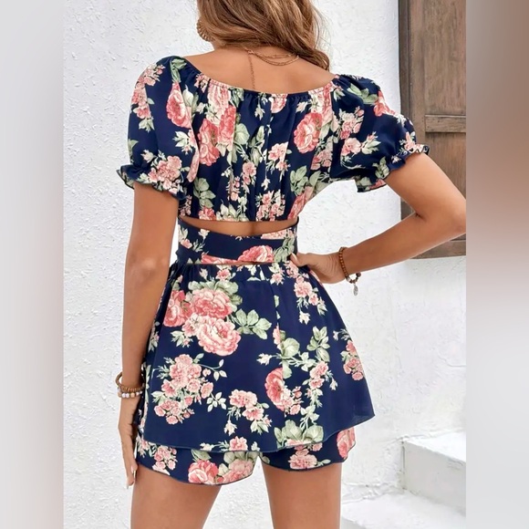 🙌🏼❤️‍🔥Floral Print Top and Shorts Set - Picture 5 of 7